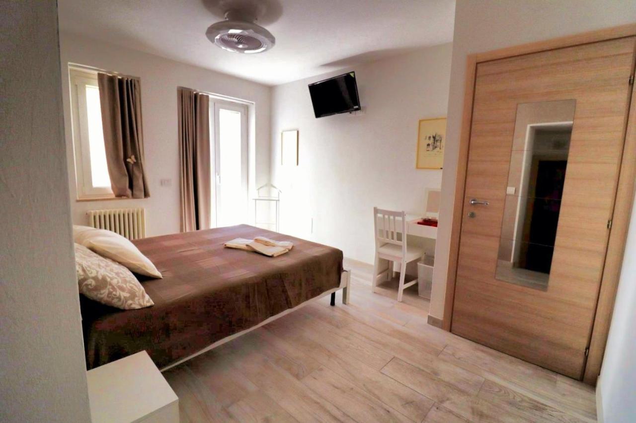 Sentieri Del Garda Bed & Breakfast อาร์โก ภายนอก รูปภาพ