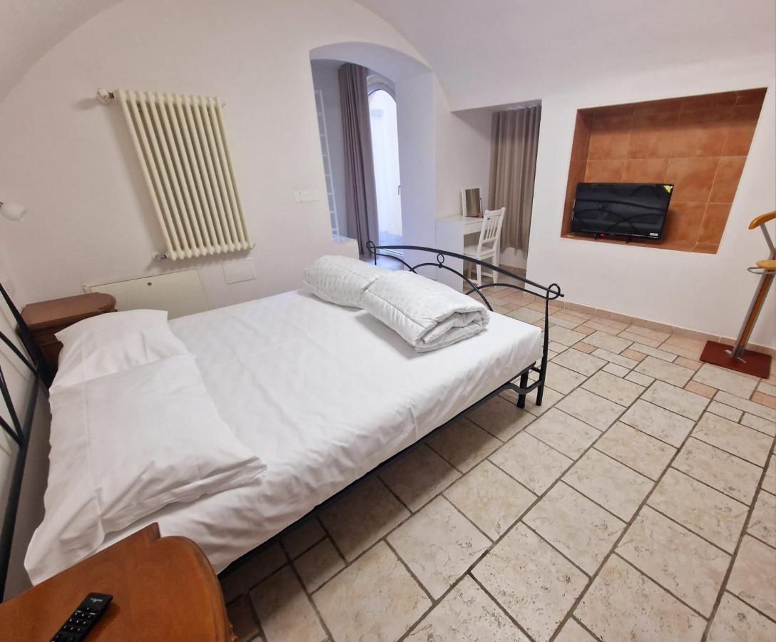 Sentieri Del Garda Bed & Breakfast อาร์โก ภายนอก รูปภาพ